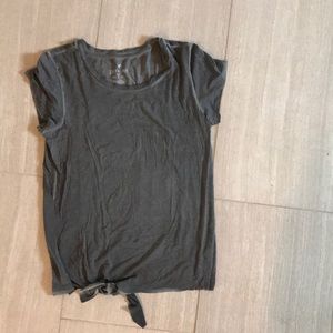 American Eagle grey t-shirt